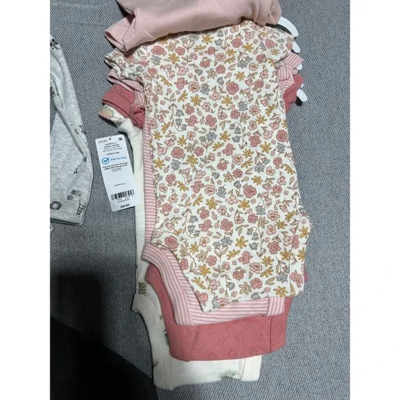 Carters Bodysuits Pants Set Baby Newborn NB Multicolor Floral Farm 8pc Lot - Picture 6 of 9